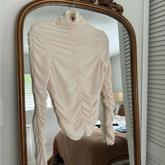 XS Zara long sleeve mesh top never worn - Picture 2 of 3